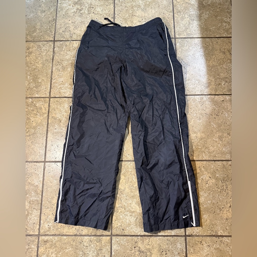 Nike Women's XL(16-18) Black Athletic Track Pants Y2K Vintage